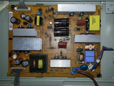 Reparatii electronice,calculatoare,TV LCD,instalatii electrice